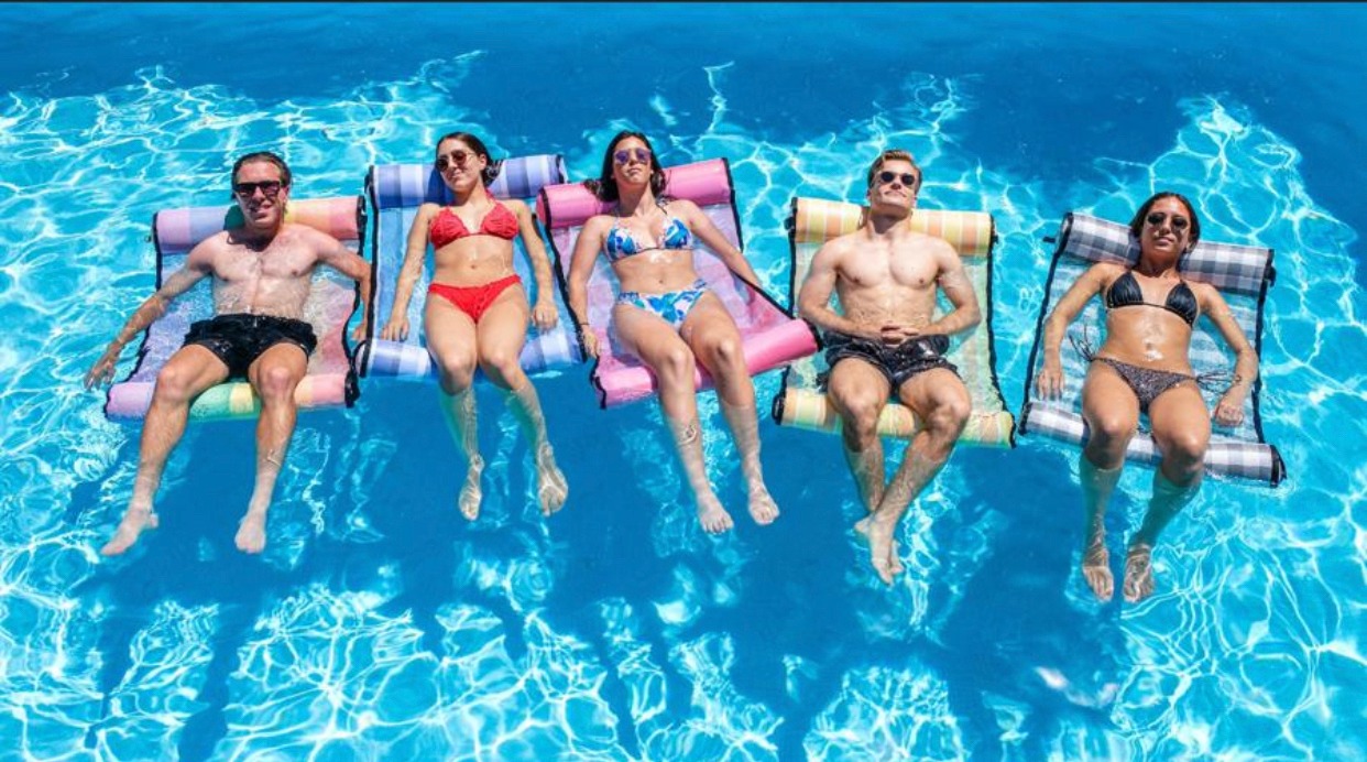 BUY NOW AND SAVE!!!!!! EACH ACQUABOSS FLOATING WATER HAMMOCK $35.00  426